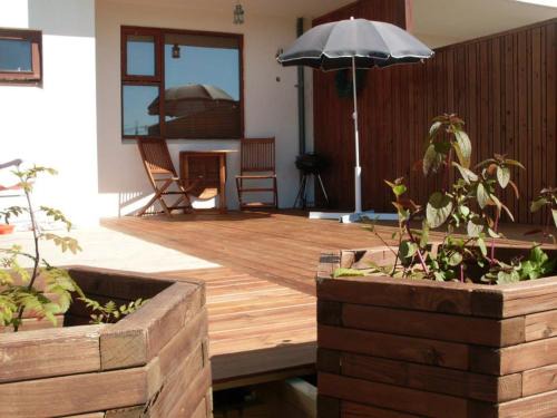 Kopavogur Apartamento | Reykjavik Apartment Garden and Terrace