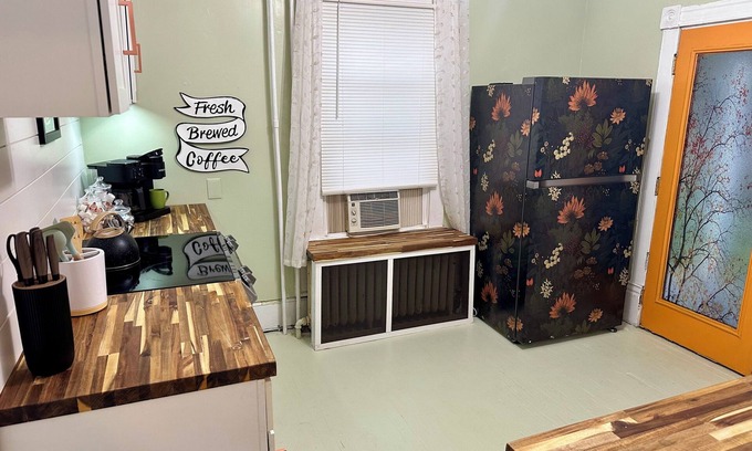 Old Southwest Apartamento | Reynard's Bliss - Historic Roanoke Apt Near Carilion & Downtown - Pet Friendly