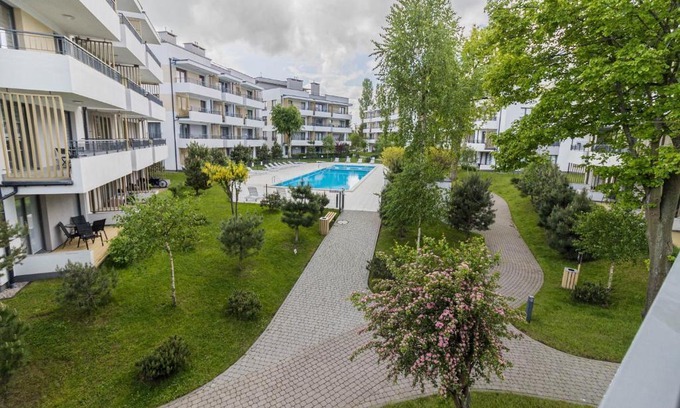 Sianozety Apartamento | Rezydencja Apartament 16 widok na basen