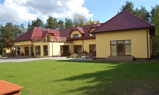 Gawrych Ruda Cama Y Desayuno | Rezydencja Nad Wigrami Standard & Comfort Rooms