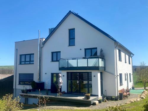 Eichenzell Apartamento | RHÖN GLÜCK - Die Ferienwohnung mit Weitblick