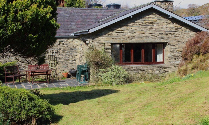 Gwynedd- Snowdonia Cabaña | Rhiw Goch Cottage Set in Breathtaking Gardens
