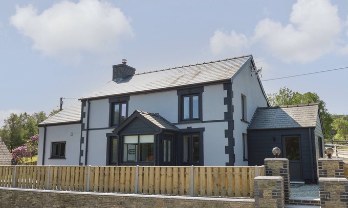 Devils Bridge Cabaña | RHIWMYNACH, family friendly, country holiday cottage in Aberystwyth