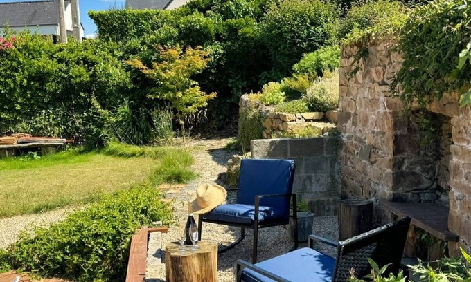Plougasnou Casa | Rhun Even, charming Breton house for 6 people