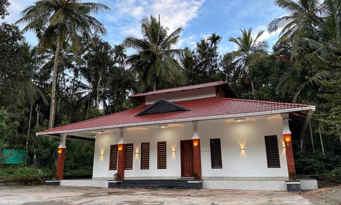 Sulthan Bathery Casa | Rhythm Holiday Home