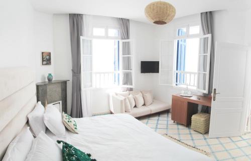 Ahl Agadir Casa | Riad Borj El Baroud