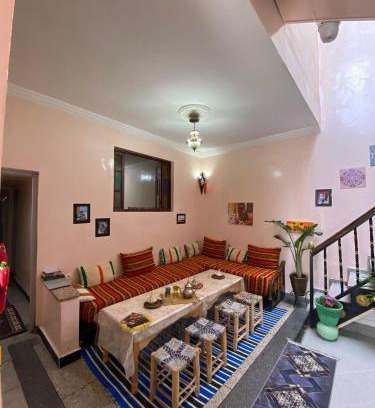 Medina Hostal | Riad dar sahrawi