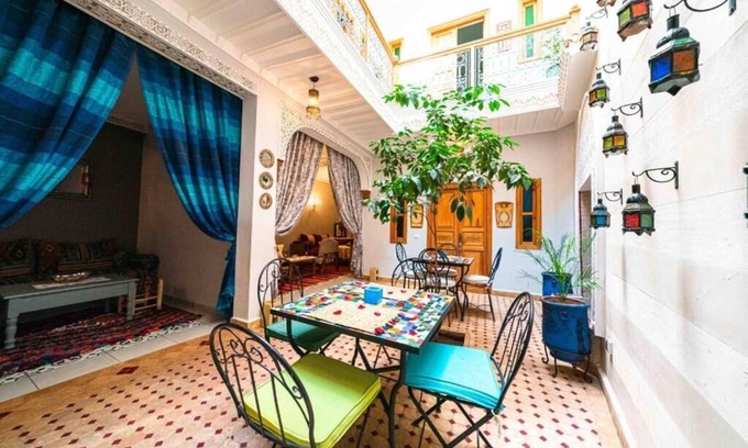 Sidi Bou Amar Hotel | Riad Kiyanjana