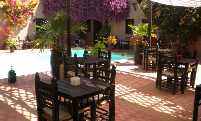 Marrakech Villa | Riad de encanto con piscina y sin jardín frente y grandes.