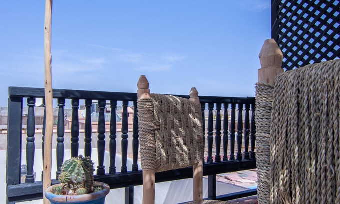 Bab Taghzout Casa | RIAD RWIJA