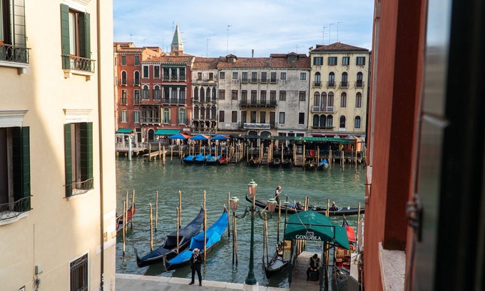 San Polo Apartamento | Rialto Deluxe Grand Canal View R&R