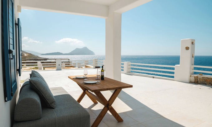 Aegiali Apartamento | Richti studio - self service Aegean Sea view!