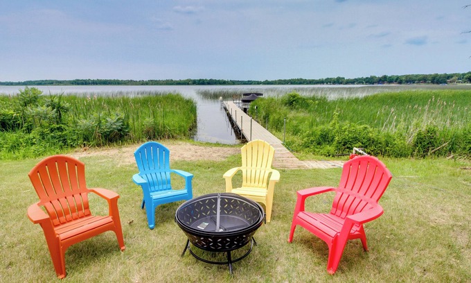 Richville Apartamento | Richville Vacation Rental w/ Fire Pit: Near Trails