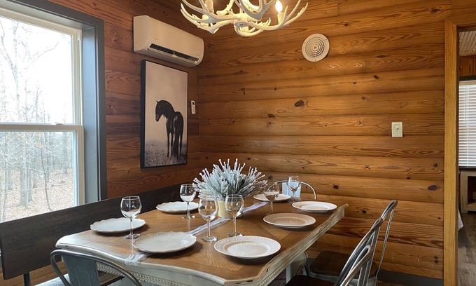 Mena Casa | ¡Nuevo! Ouachita Mtn Cabin, Quiet Privacy, Paved Rd, Between Mena and Atv Trails!