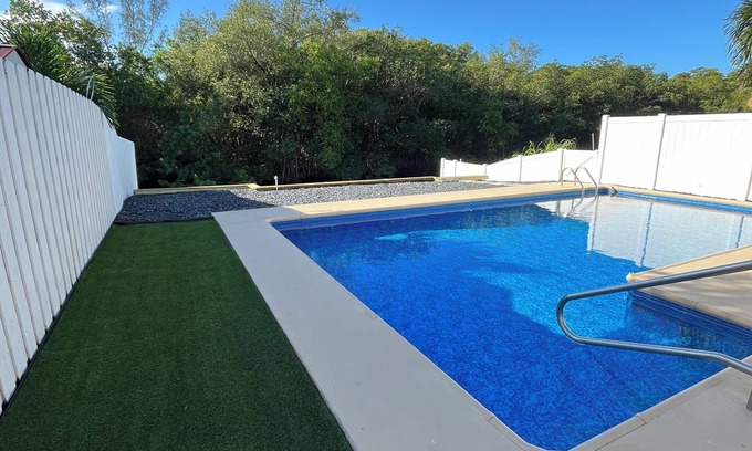 Stuart Casa | Ride the Tide: Ocean Access & Private Pool in Stuart, Short Drive to the Beach