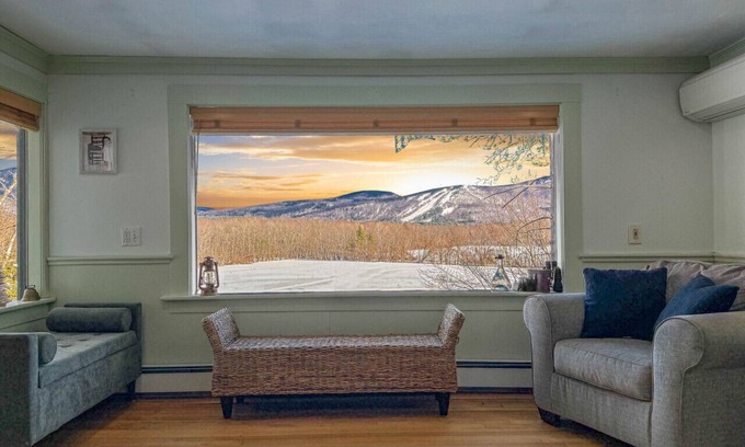 North Conway Casa | Ridge View Chalet | Incredible Views & Location