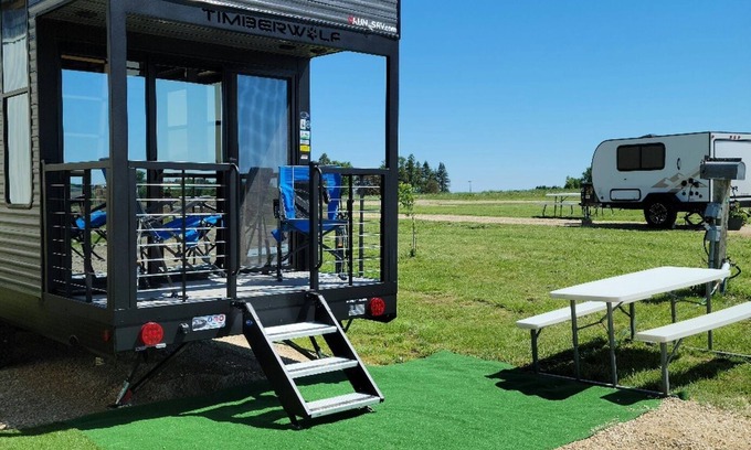 Dakota Casa | Ridgetop Retreat Tiny Home, Dakota MN
