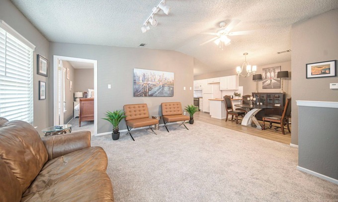 Midland Casa | Right at Home-Uptown Place with gated yard and covered parking