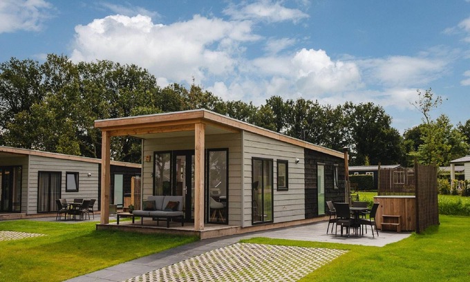 Municipality of Rijssen-Holten Cabaña | Chalet con Jacuzzi y Vistas Impresionantes