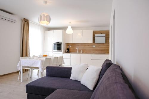 Kastel Novi Apartamento | Rina Apartment- with barbecue and free parking