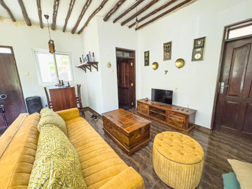 Ukunda Casa | Ring Residence Guesthouse