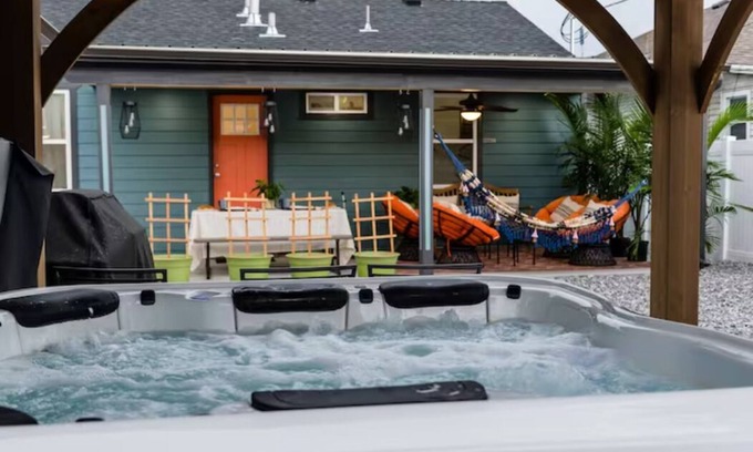 South Salt Lake Casa | Rise & Grind SLC/ HIGH-END Style / Gated & Garage.