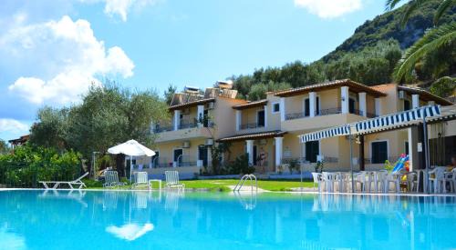 Dafnata Apartamento | Rising Sun Apartments & Studios