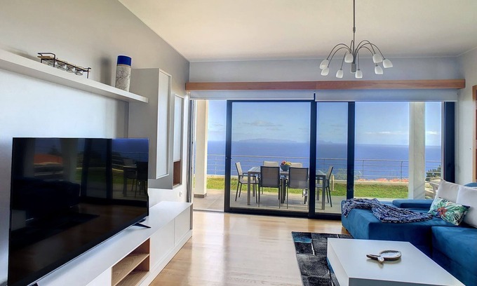 Gaula Casa | Rising Sun Villa by LovelyStay