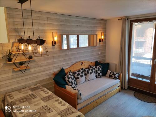 Risoul Apartamento | RISOUL Altaïr Jolie T2 confortable skis aux pieds
