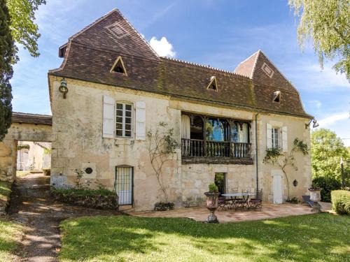Sourzac Casa | Ritzy Mansion in Sourzac with Tennis Court