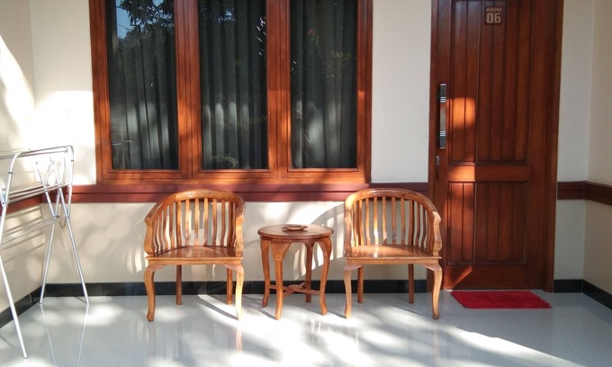 Batu Karas Casa | Rivana Hotel