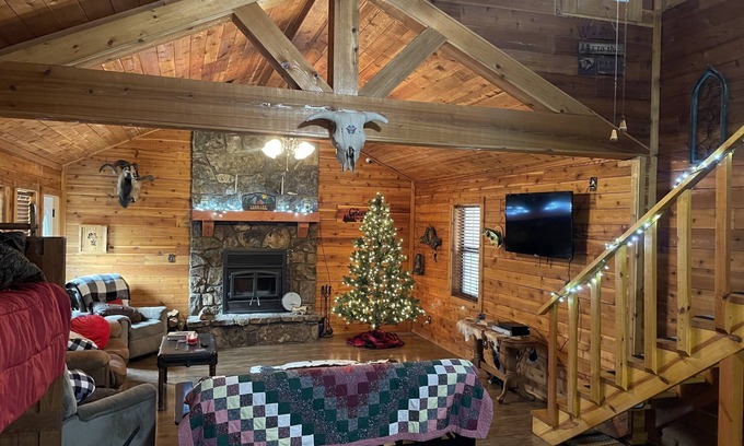 Flint Creek Cabina | River Cabin, peaceful and serene.