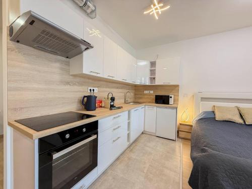 Vizafogo Apartamento | River Danube flat w balcony and FREE guarded parking