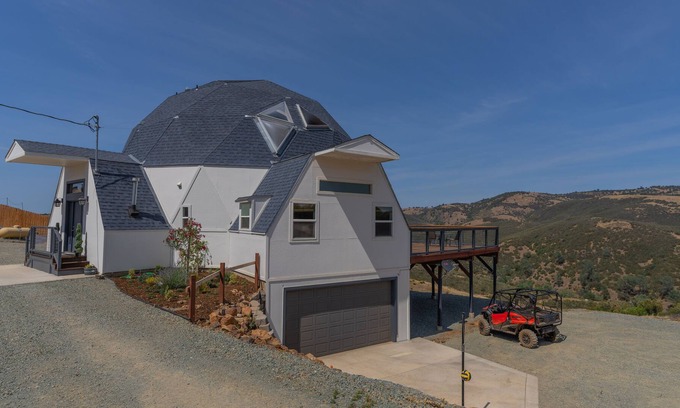 Rancho Calaveras Casa | River Dome - Calaveras WhiteWater Resort/EV CHGR