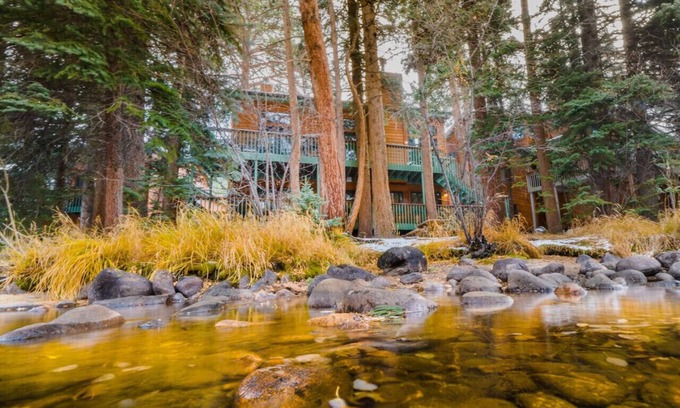 Aspen Brook Casa | River, Hot Tub, King Beds, Walk Into Nat'l Park
