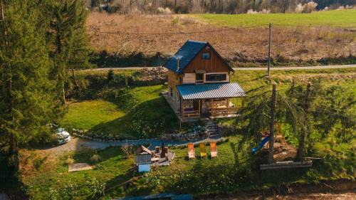 Netretic Casa | River house "Green butterfly"