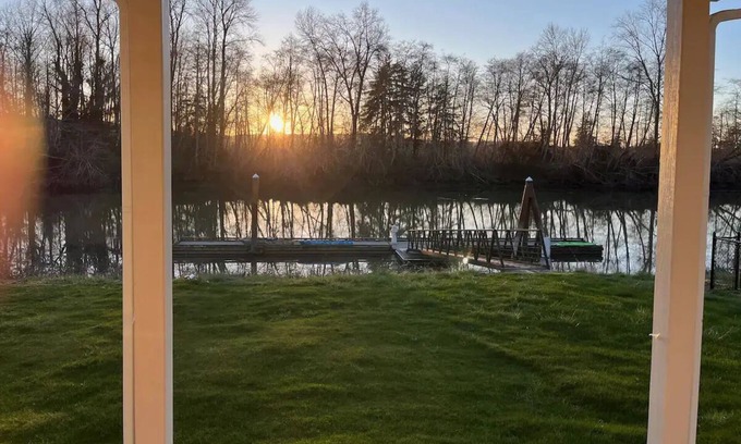 Cathlamet Casa | River House in Cathlamet