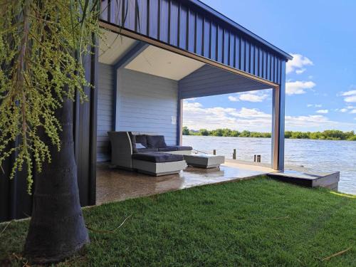 Seymour Casa | River Life