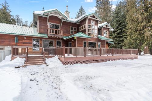 Clark Fork Casa | River Moose Estate