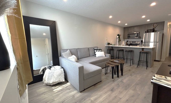 Keith Apartamento | River | Park | Peaceful | Downtown | Hikes | Banff