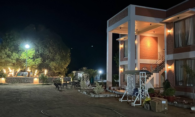 Vadgam Complejo | River Resort
