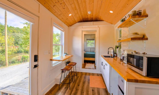 Sylva Casa | River Rest | Hike, fish, raft, 20min to Smoky Mtns