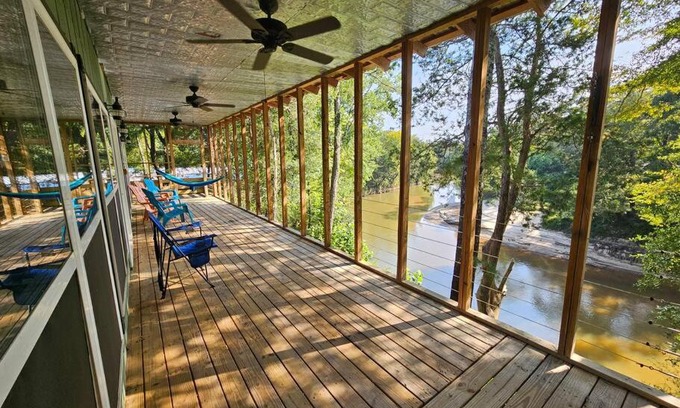 Hartford Casa | River Retreat in Geneva, Alabama