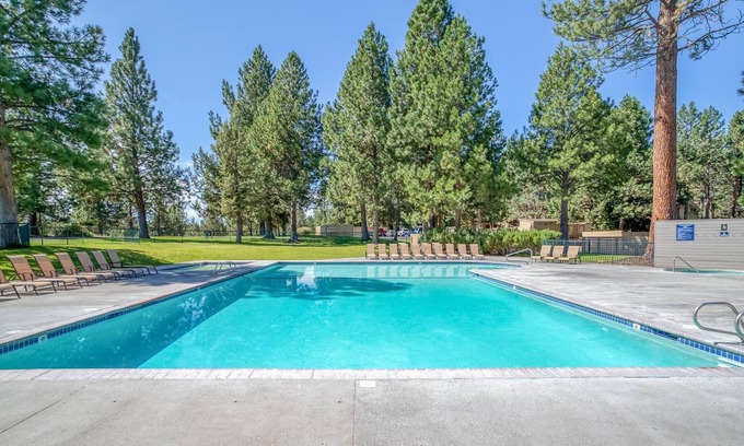 Century West Condominio | River Ridge 331b
