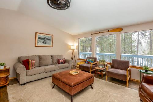 Three Rivers Casa | River Run Getaway Private Dock Pet Friendly Kayaks