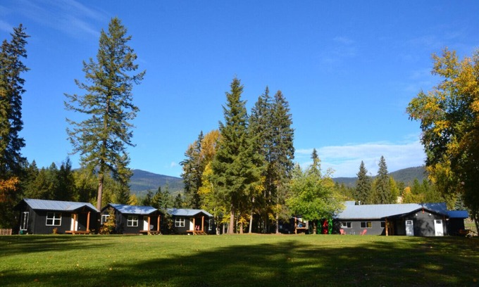 Clearwater Casa | River's Edge Retreat | RV Site 2