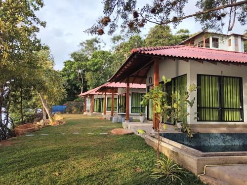 Hikkaduwa Hotel | River Shades Hotel