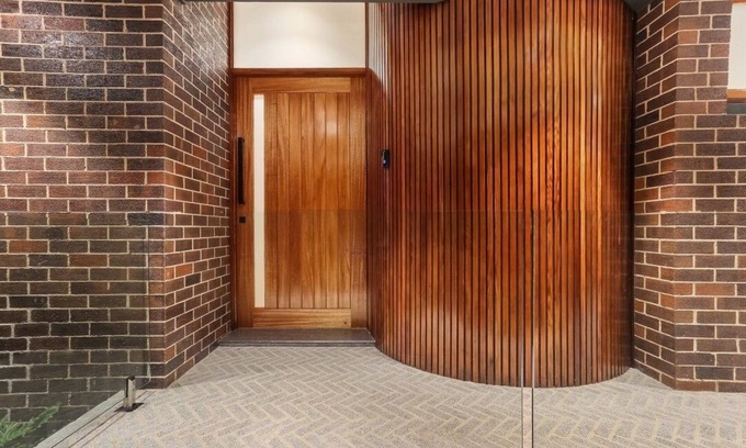 Bonnet Bay Casa | River Valley House - Family and Pet Friendly Designer Stay