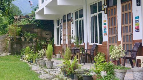 Chamoli Casa | River Valley Retreat