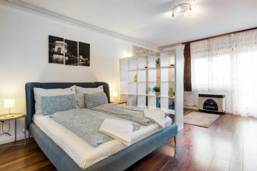 Lagymanyos Apartamento | River View Apartment